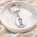 Personalised Engravedsilverpendantinfocus