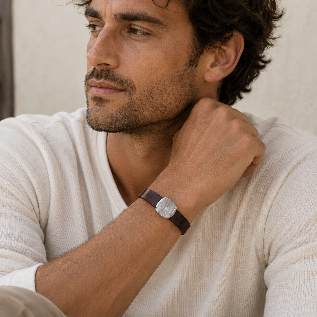 Flat leather bracelet with fingerprint charm