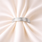 Fingerprint ring on Silk