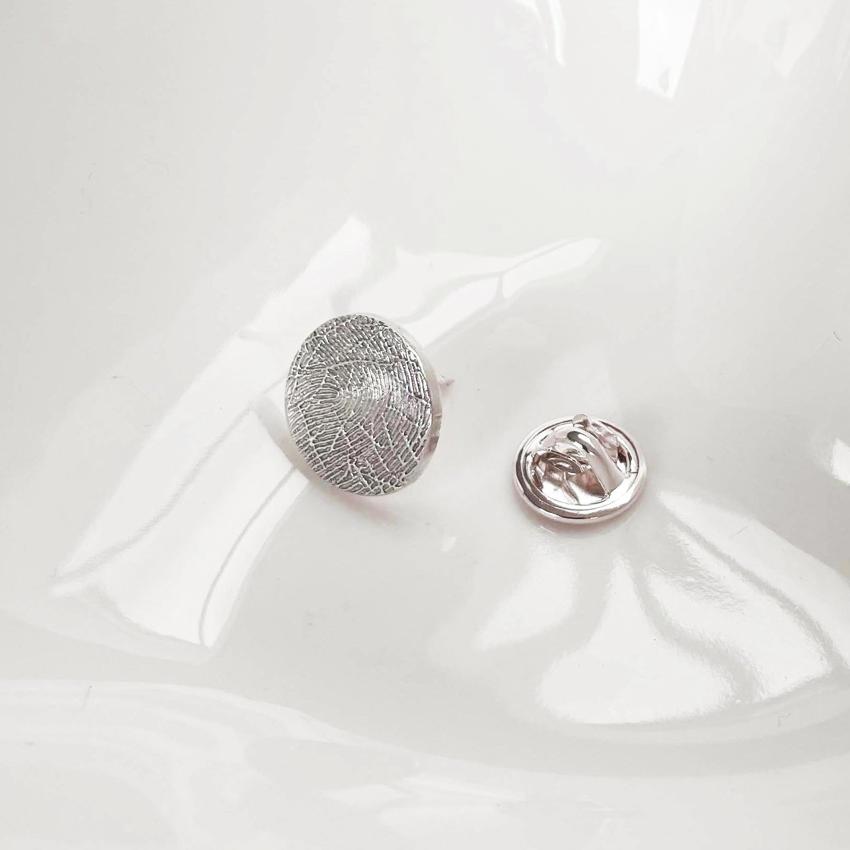 Fingerprint on a pin