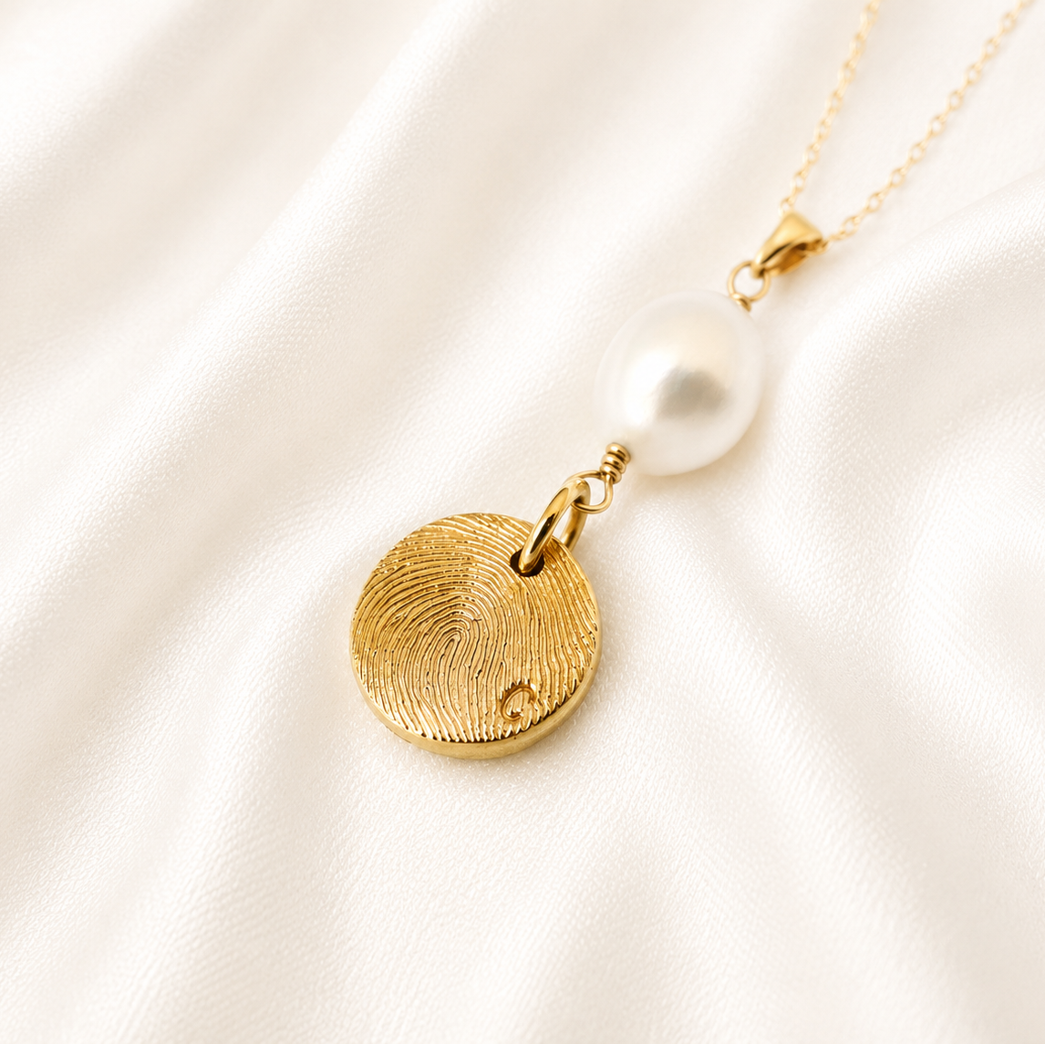 Personalised Elegant Silver Necklace with fresh water pearl