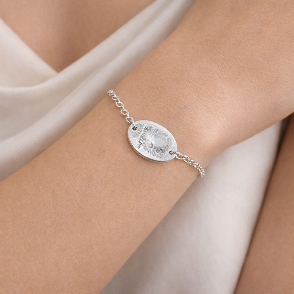 Fingerprint bracelet on a woman